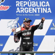Espargaro น้ำตาซึม คว้าแชมป์ MotoGP ครั้งแรกในความพยายามครั้งที่ 200